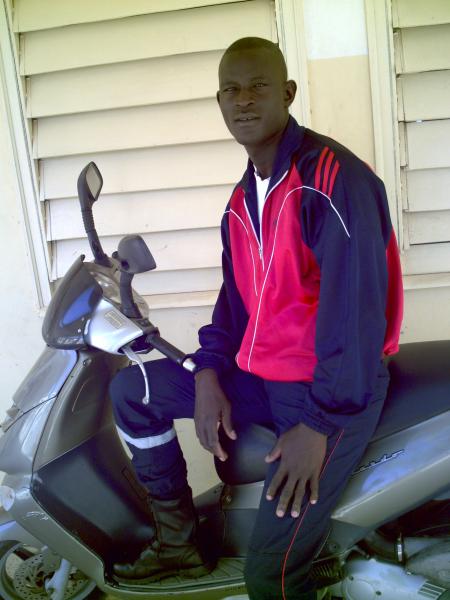 azou